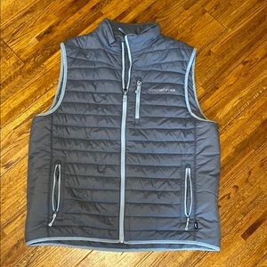Mens Vineyard Vines Puffer Vest - Size Large